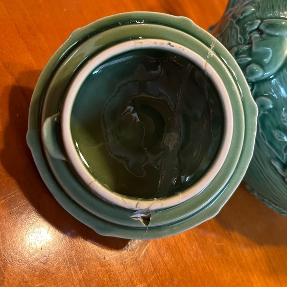 Bordallo Pinheiro carrot bunnies Easter 
Green teapot broken lid - Picture 4 of 5